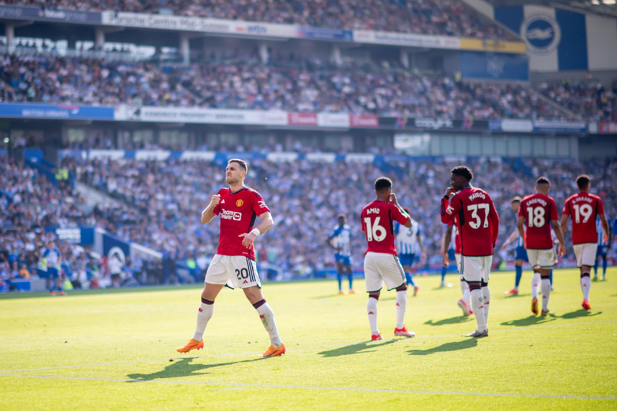 替的年轻门 替的年轻门